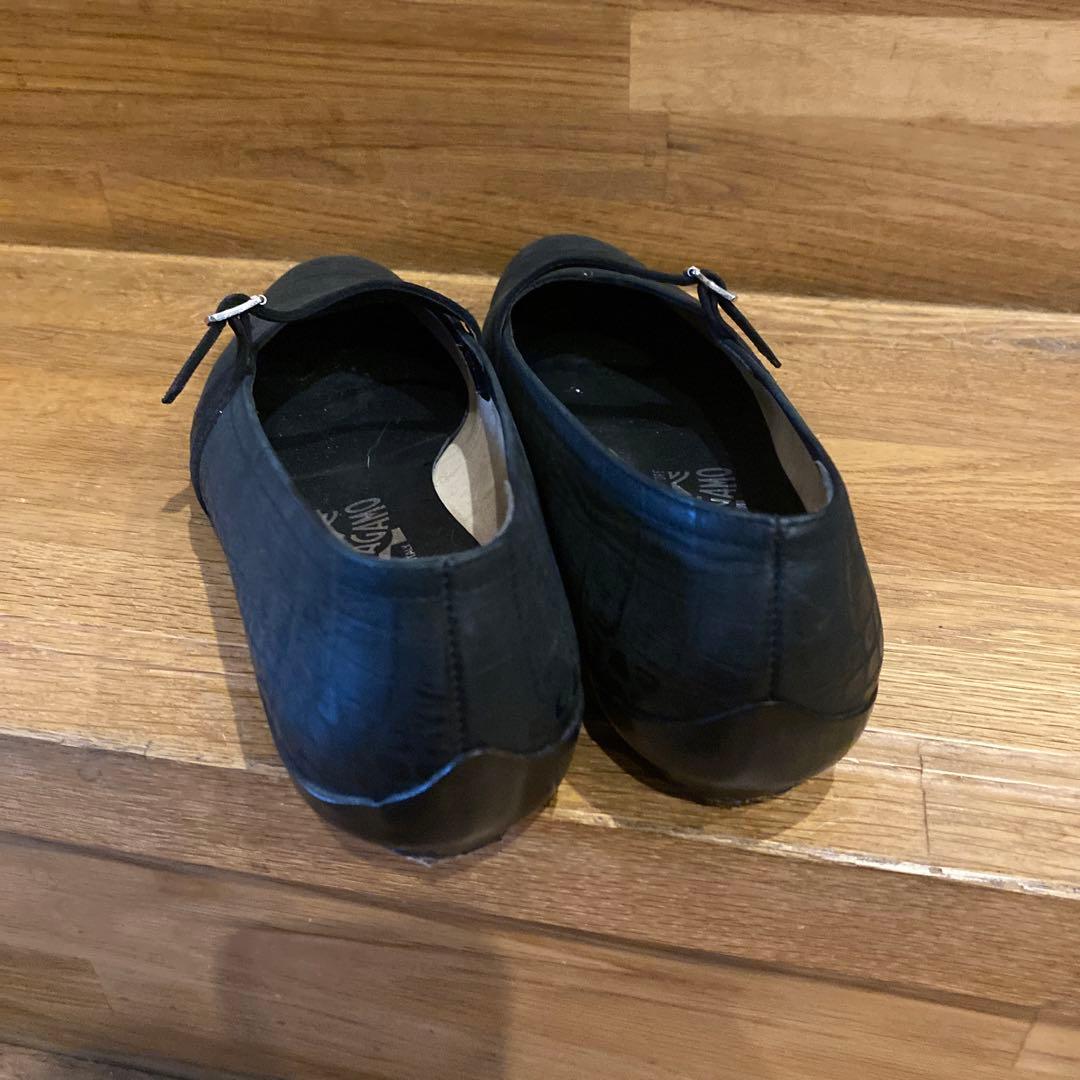 フェラガモ　6ハーフ　フラットシューズ