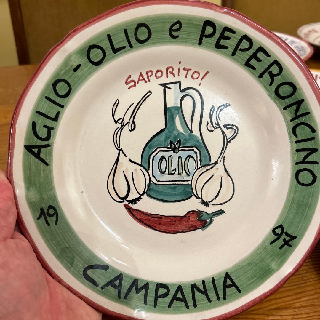 ブオンリコルド　BUON RICORDO 手描きイタリアンレストラン皿