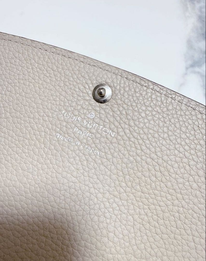 ルイヴィトン　マヒナ　ポルトフォイユ　イリス　長財布　ウォレット　ガレ