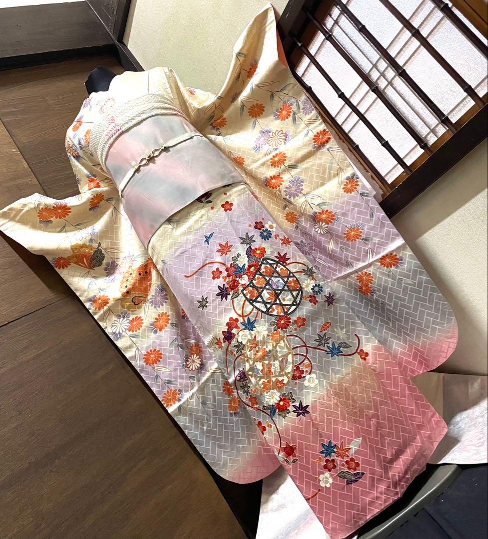 振袖 フルセット6点サイズS〜M 刺繍　飾花文　暈し染め　金糸　金彩　正絹