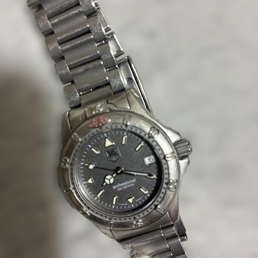 TAG Heuer クォーツ腕時計 シルバー文字盤　稼働中