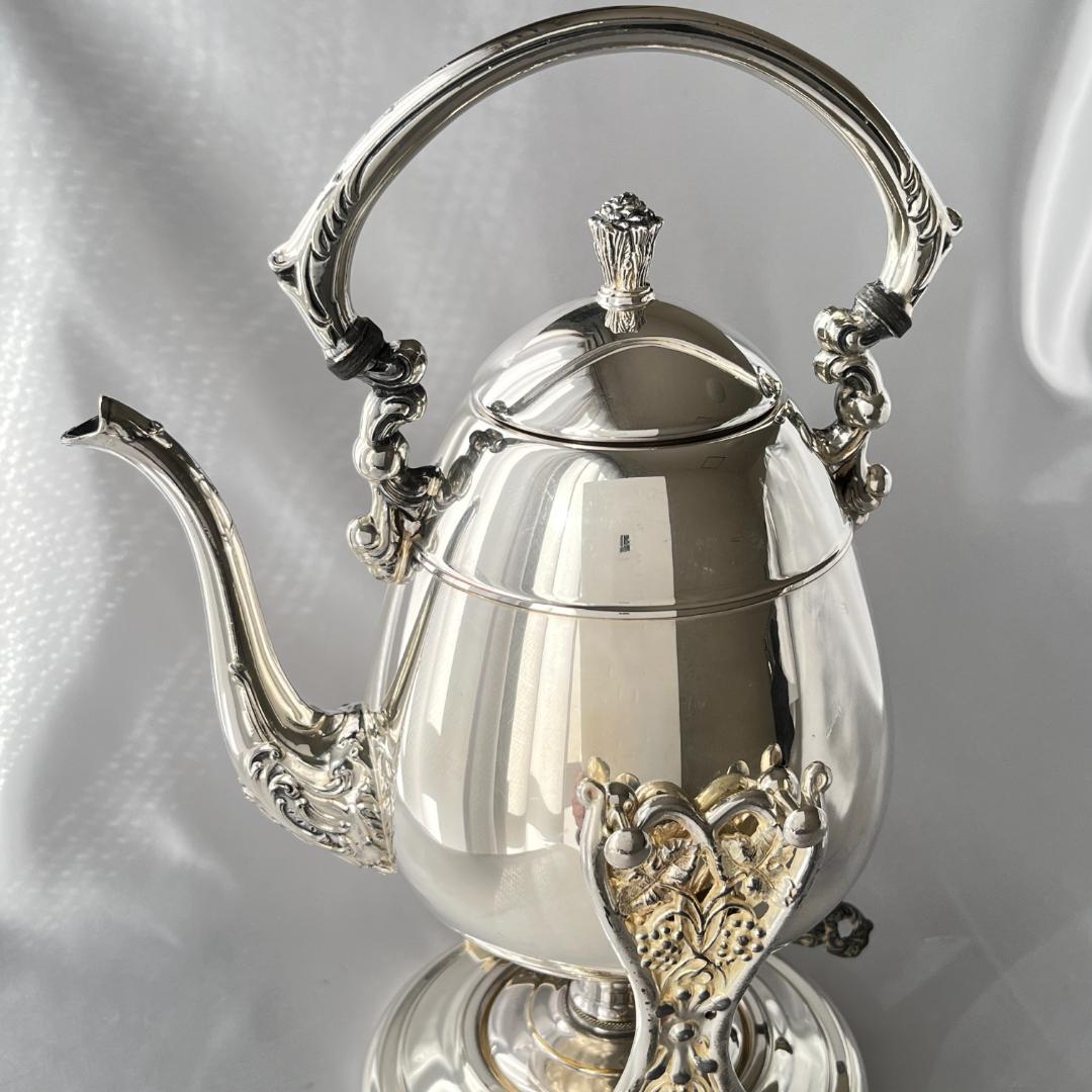 【Sheridan】ビクトリアンのティーケトル スタンド / バナー