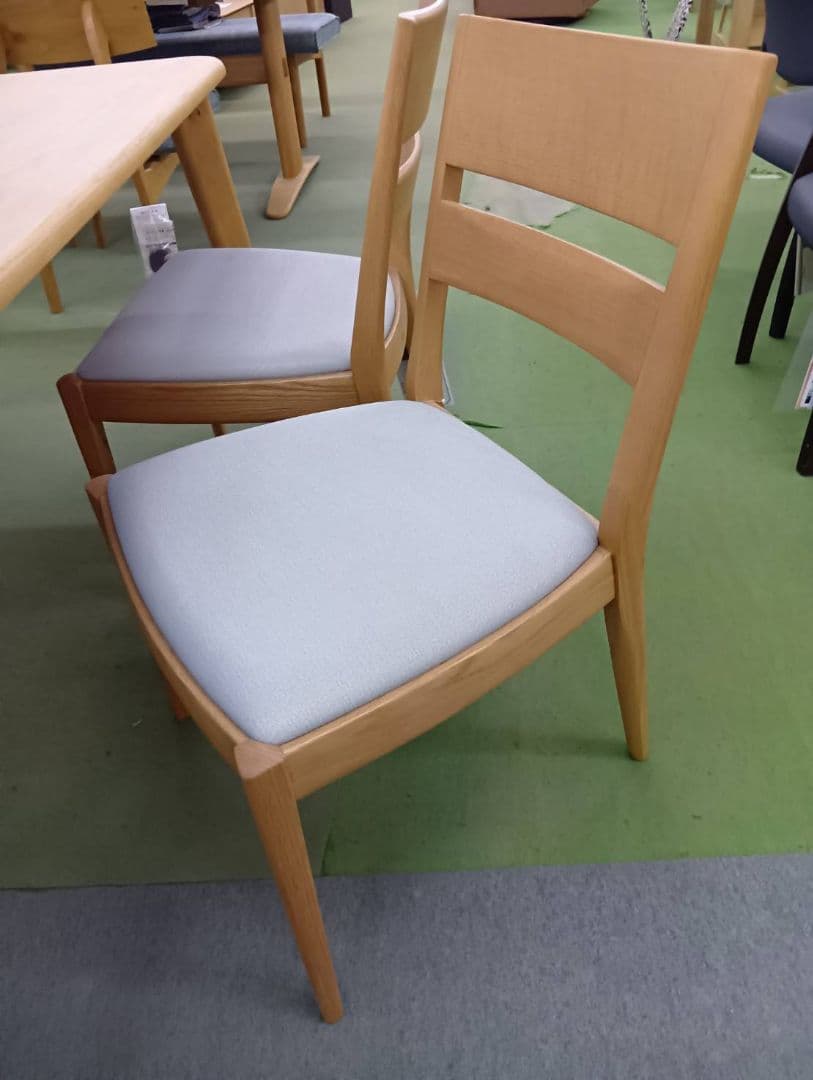 浜本工芸　ダイニングチェア レッドオ−ク材　 椅子1台のみ販売です。