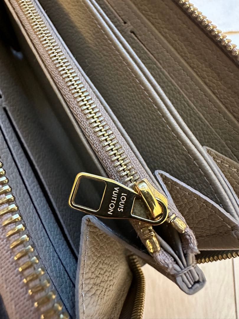 69000円→60000円⭐︎ルイヴィトン　長財布