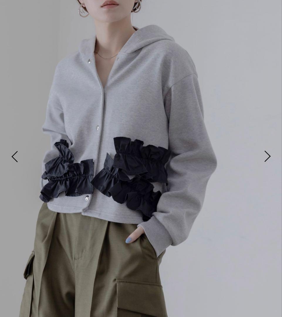 エイミーロウ　ギャザーフリルヘム フーディパーカー　Eimee Law