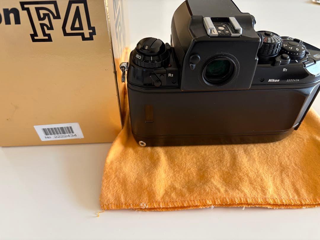 Nikon F4 フィルム一眼レフカメラ 箱付き