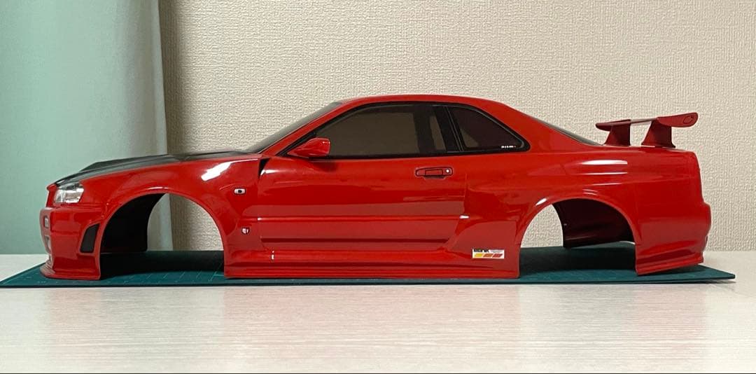 タミヤラジコンボディ　R34 GTR