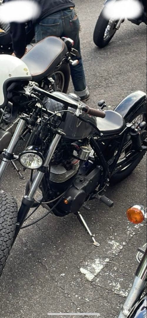 SR400 国産アメリカン　ハーレーダビッドソン　スポーツスター　タンク