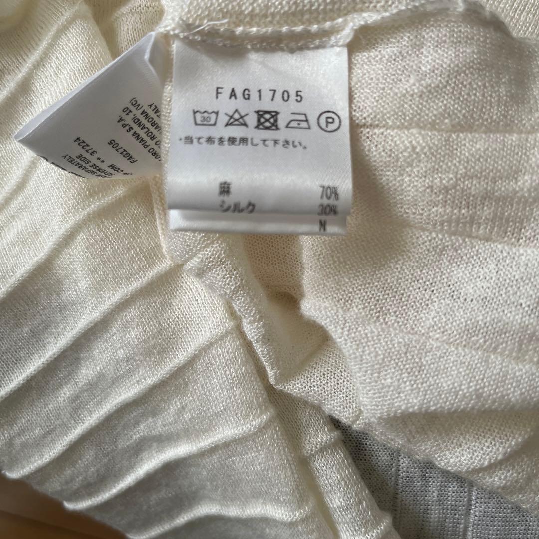 ロロピアーナ　プリーツトップス　リネンシルク