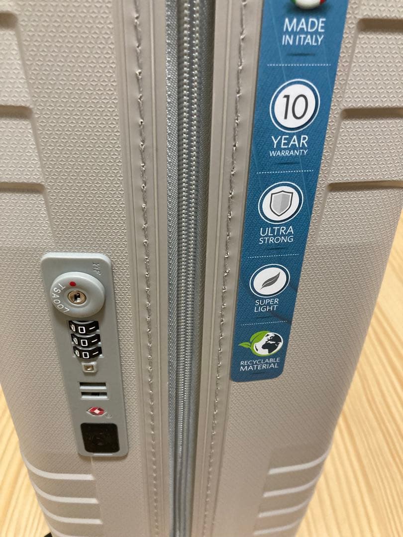 新品イタリア製キャリーケース　ロンカート　イプシロン35～40L ベージュ