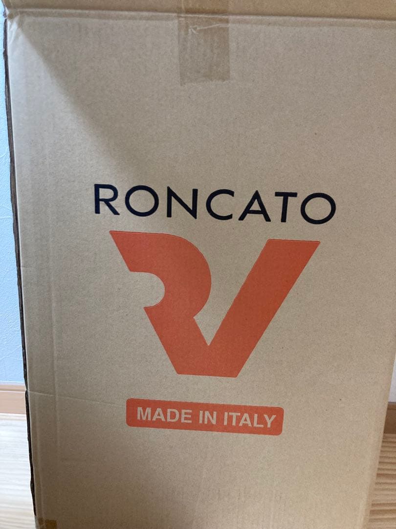 新品イタリア製キャリーケース　ロンカート　イプシロン35～40L ベージュ