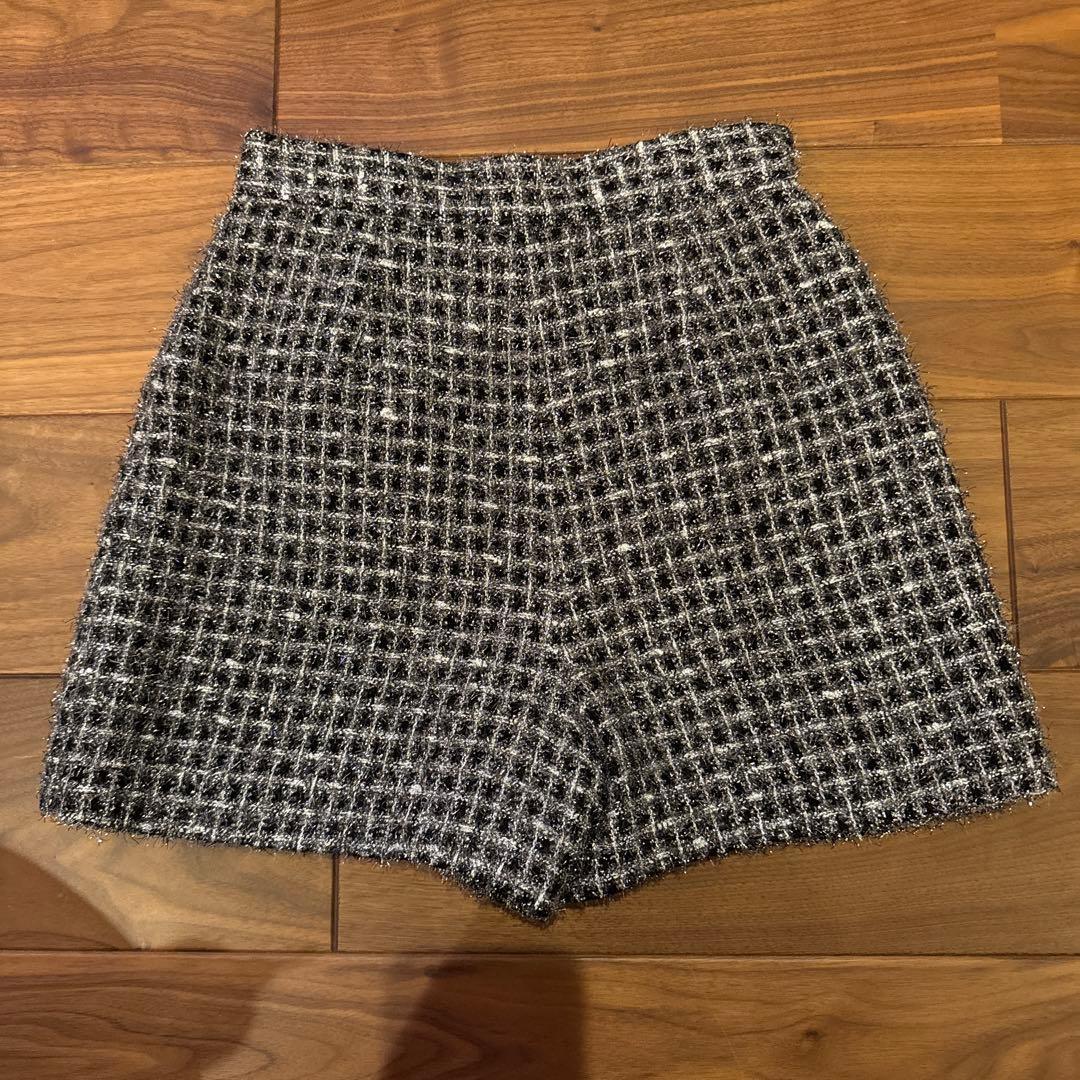 試着のみ美品Sheller holidayツイードキュロットシルバーsize M