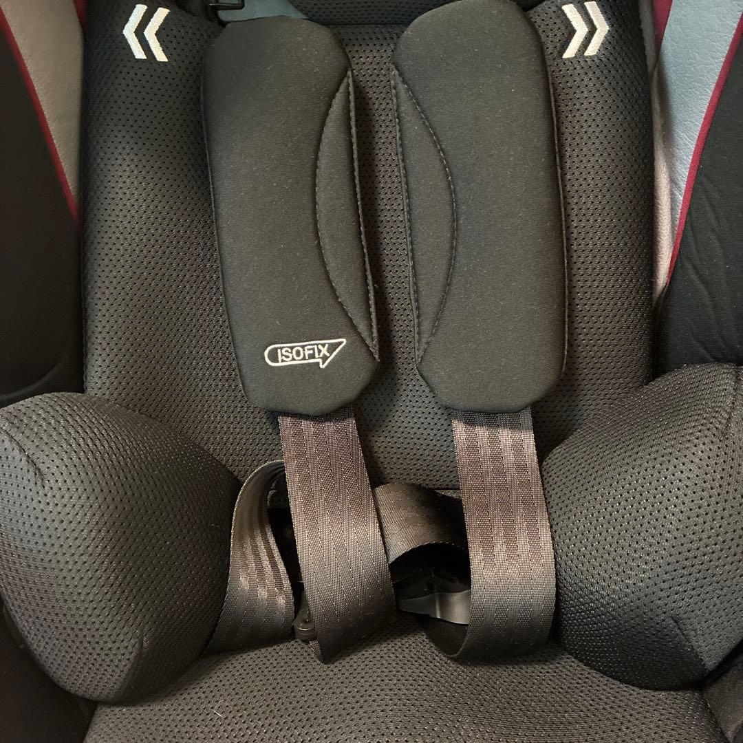 Aprica　フォームフィット チャイルドシート　ジュニアシート　ISOFIX