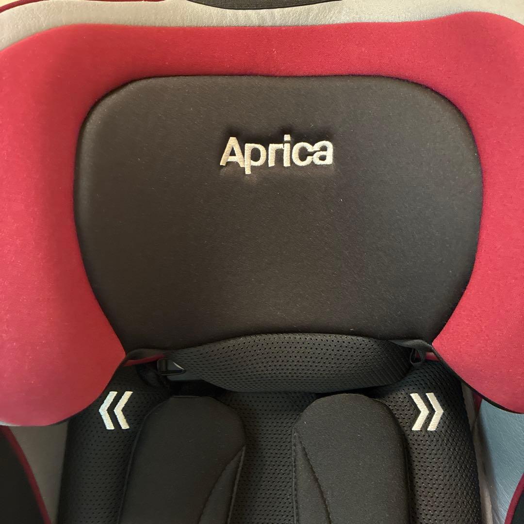 Aprica　フォームフィット チャイルドシート　ジュニアシート　ISOFIX