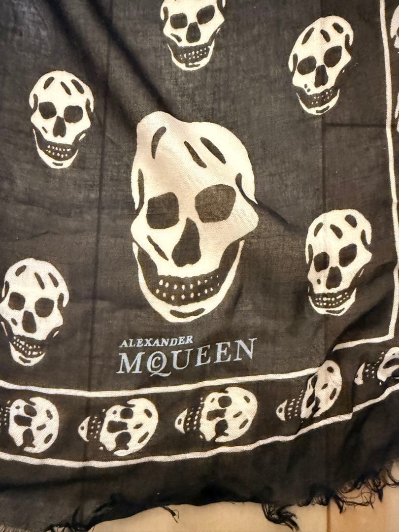 ALEXANDER McQUEEN スカルプリント大判ストール