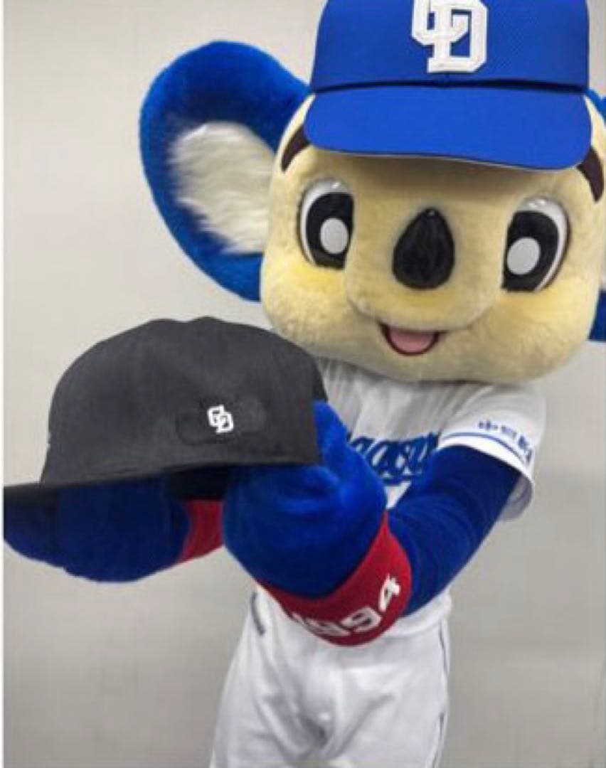 新品•未使用品　ドアラプロデュースキャップ（ブラック）　2個セット