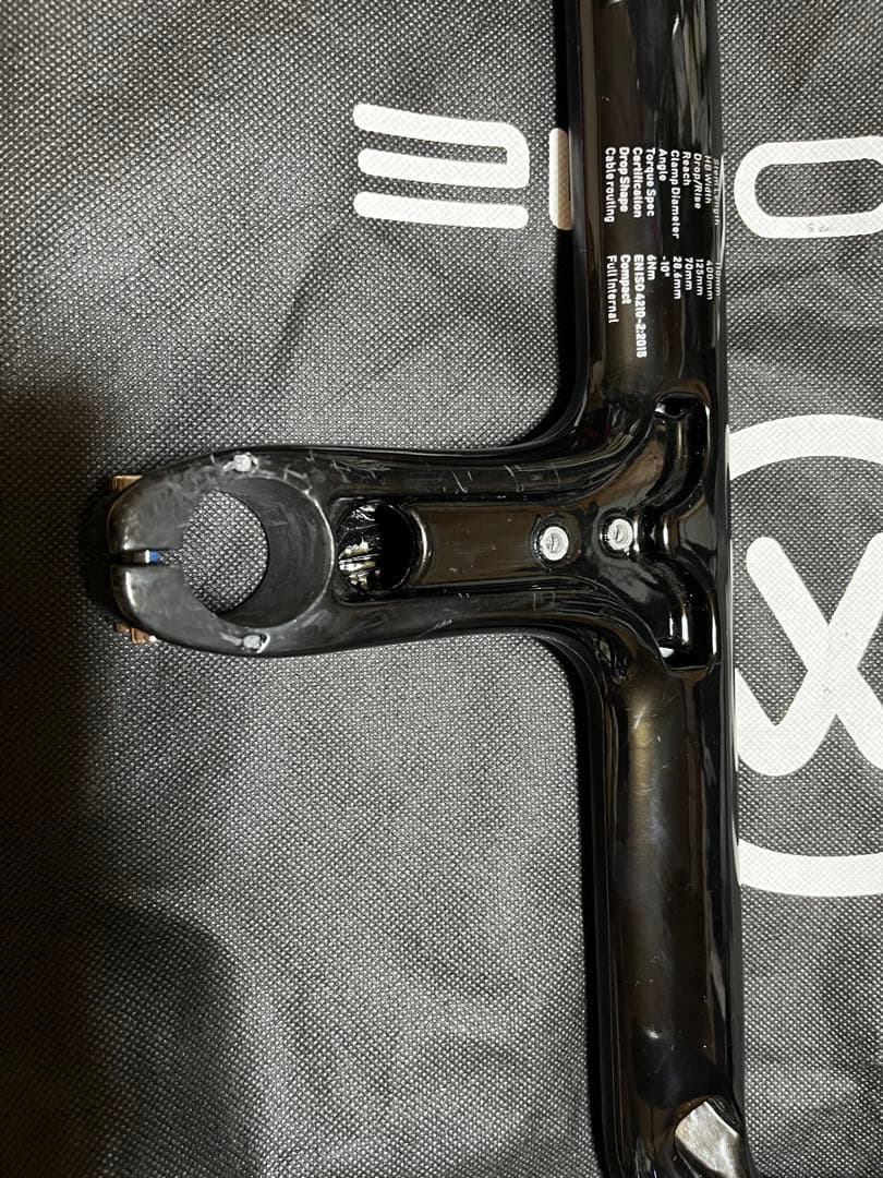 ELVES OROME AERO PROカーボンハンドルバー　400-110