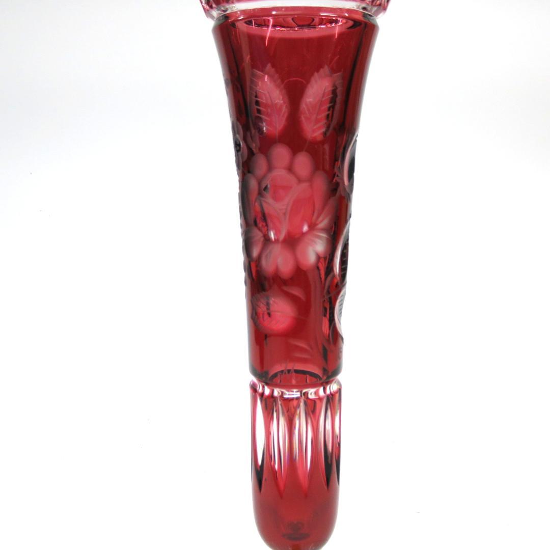 マイセンクリスタル　花瓶　花文彫一輪差し 色被せ　赤　箱付き