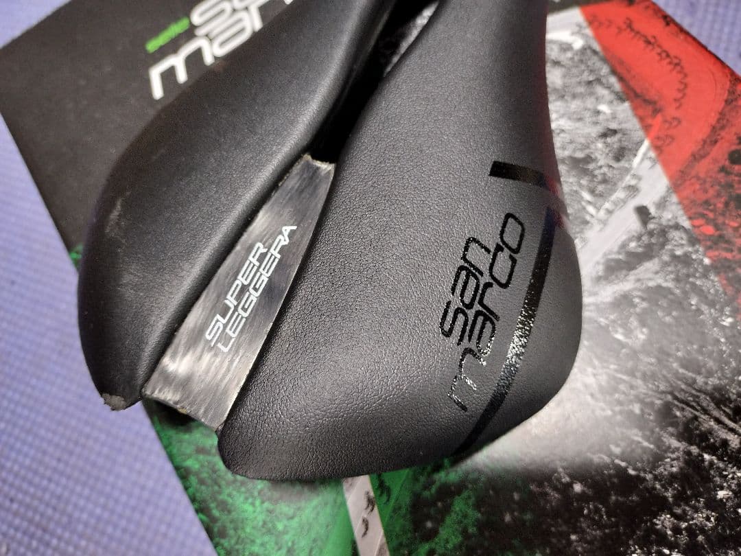 セラサンマルコ（マントラ スーパーレジェラ）サドル　ブラック　本物