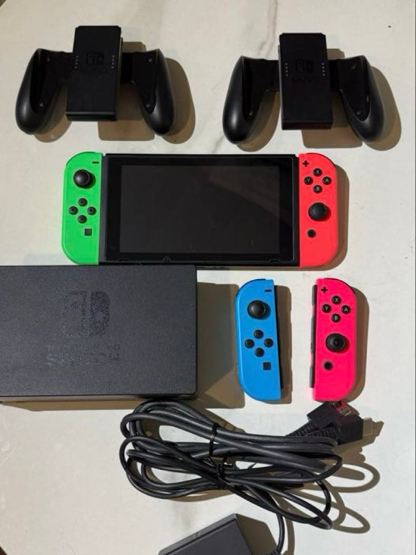 Nintendo Switch 本体 ジョイコン付き　128GB SDカード付き