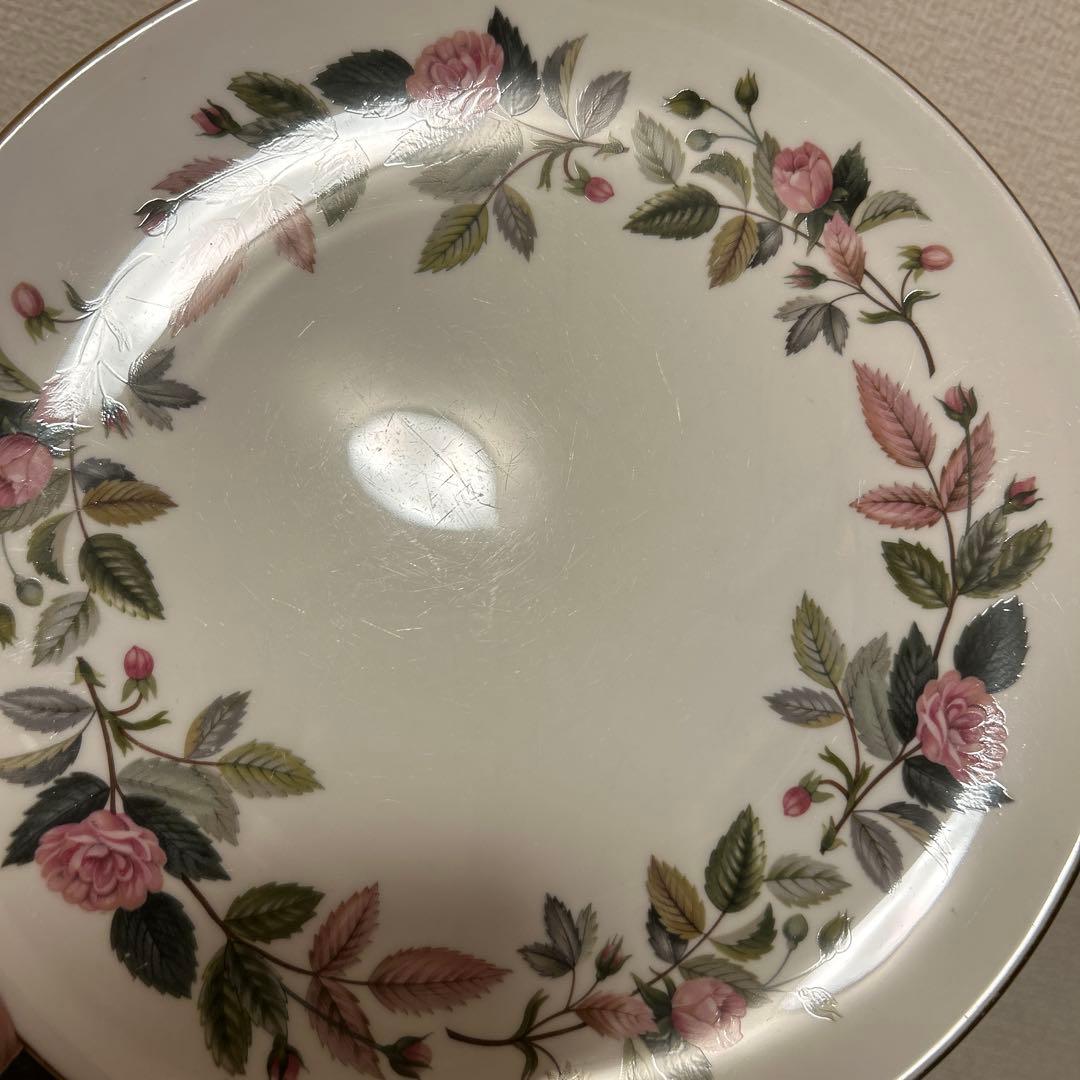 ウェッジウッド　ハサウェイローズ　ディナープレート　24.5cm