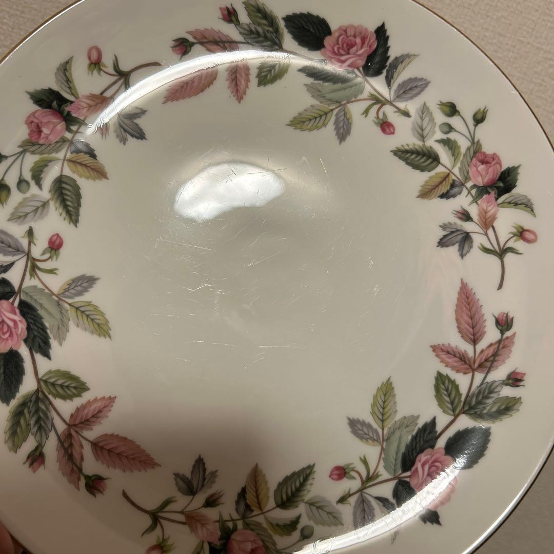 ウェッジウッド　ハサウェイローズ　ディナープレート　24.5cm