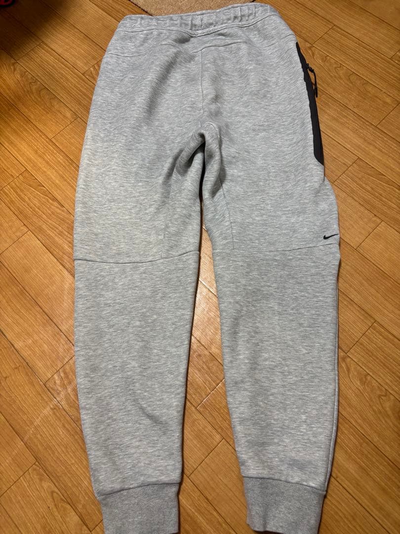 Nike テックフリースパンツ グレー Mサイズ