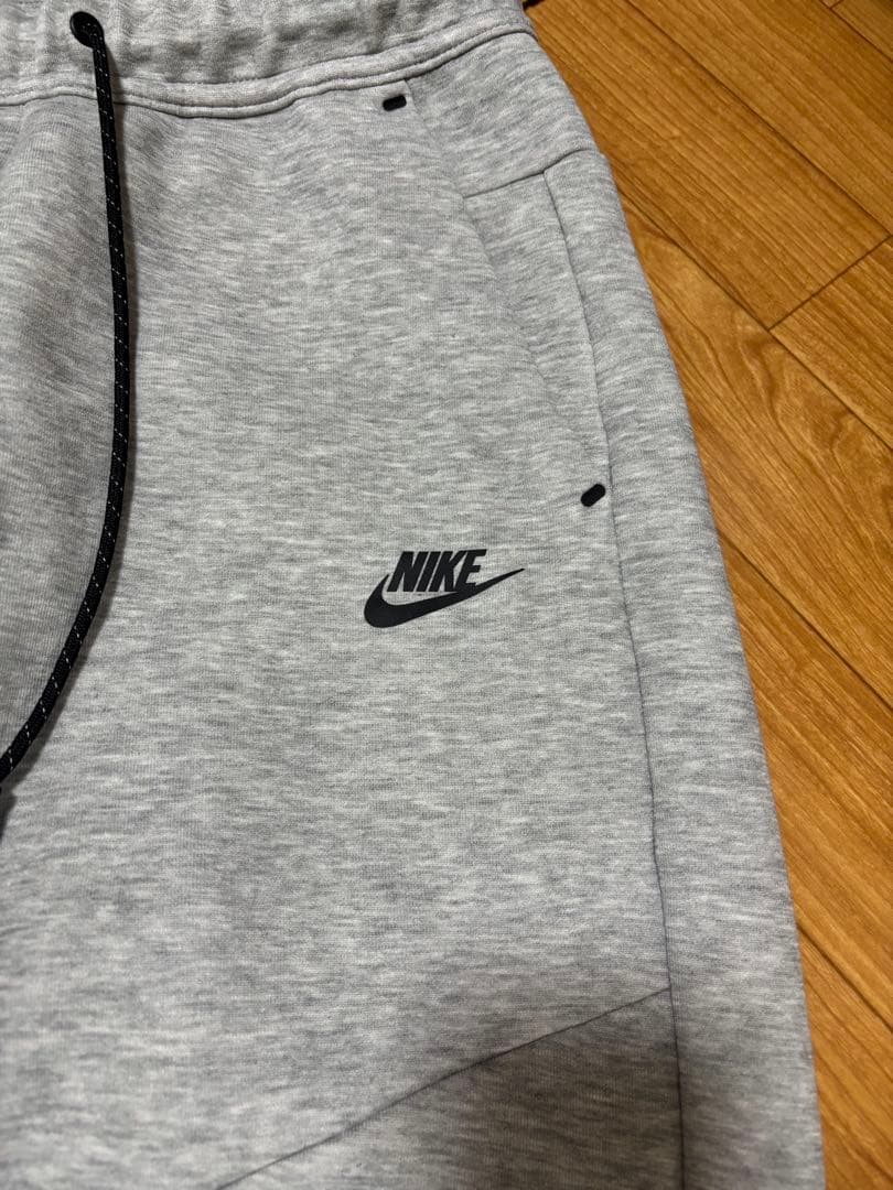 Nike テックフリースパンツ グレー Mサイズ