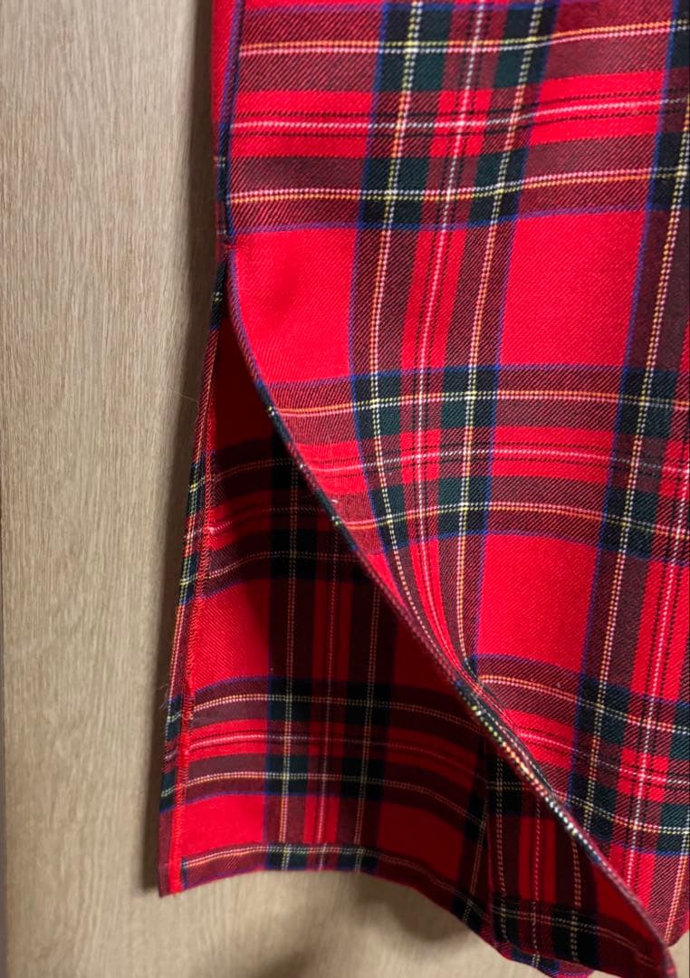 サラウェアsarah wear未使用タグ付ウール赤レッドチェックワンピース日本製