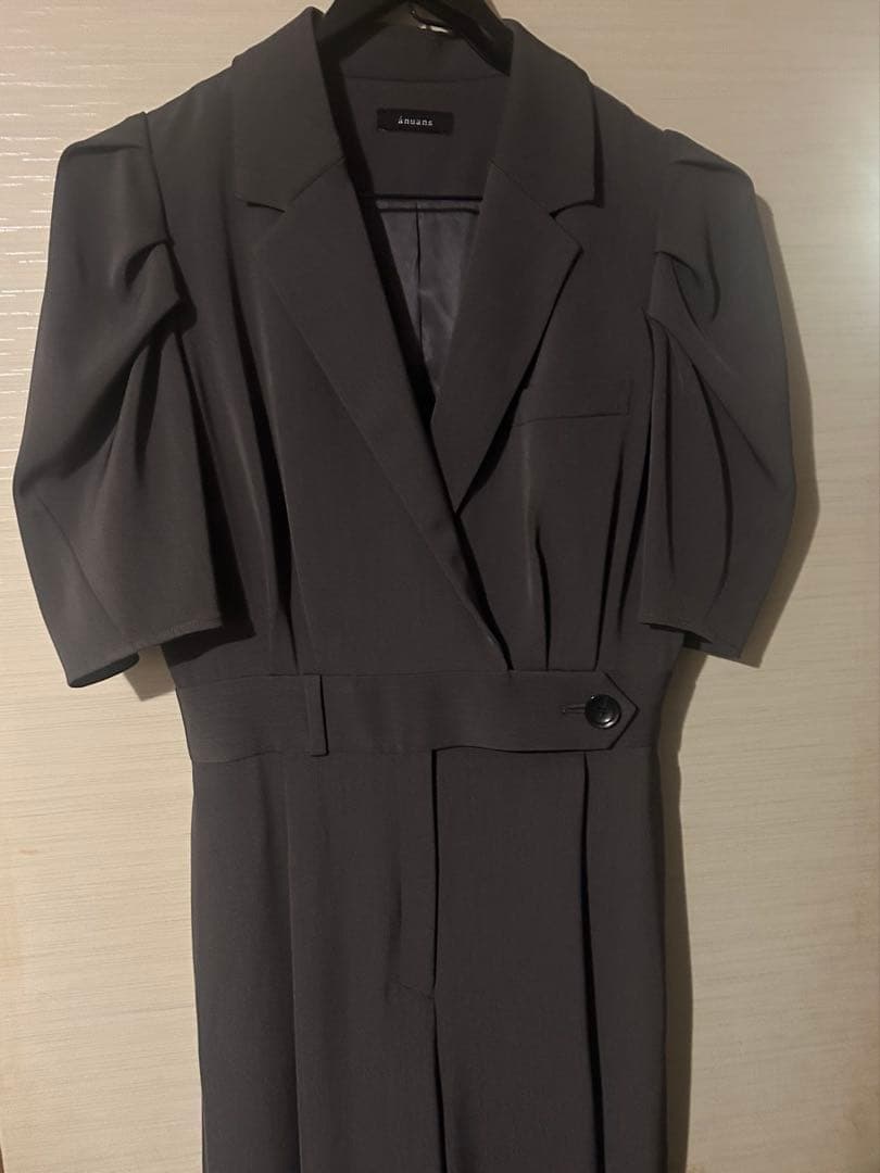 anuans アニュアンス　大人気完売　テーラードオールインワン