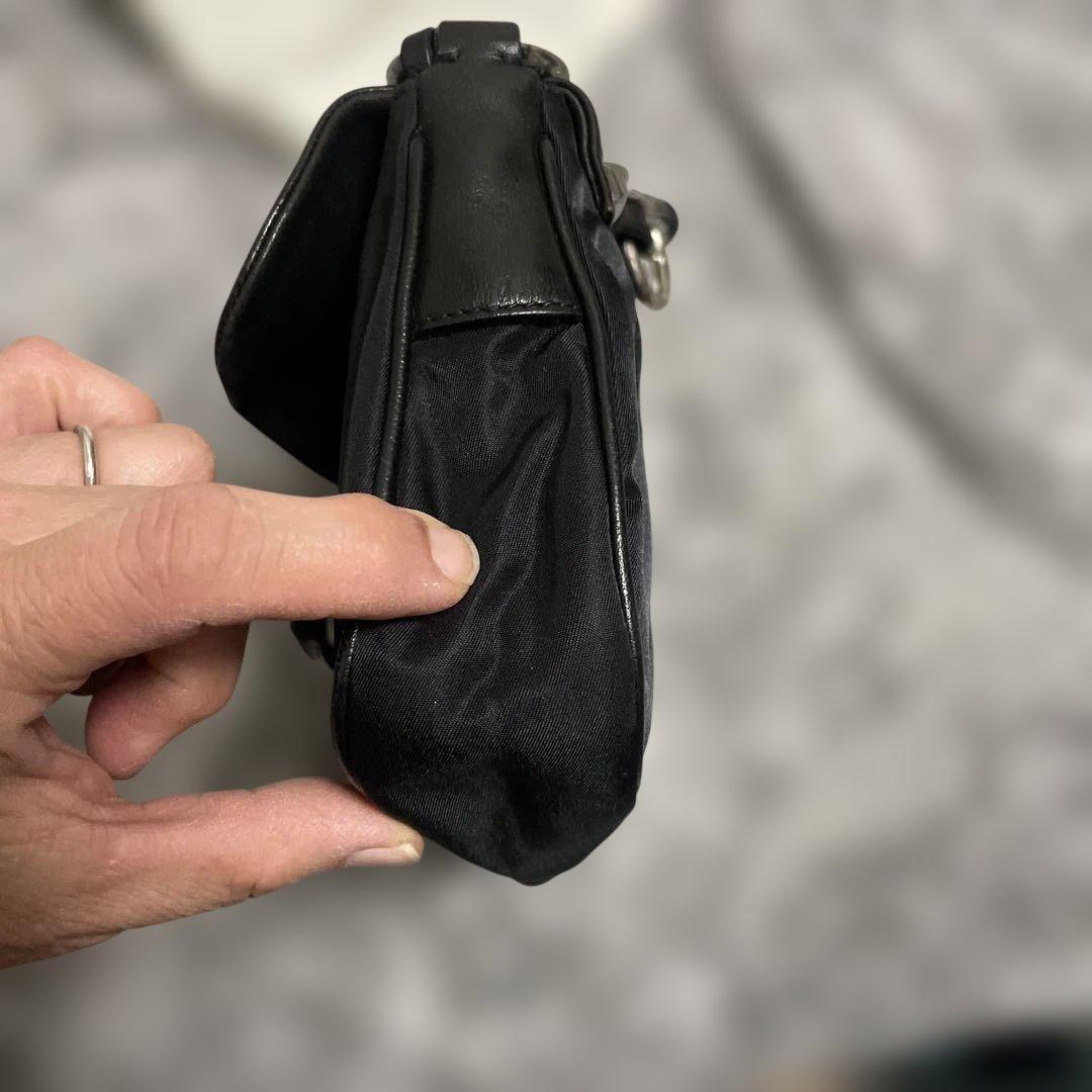 PRADAブラック ナイロン✖︎ラム革ショルダーバッグ シルバー金具　タッセル