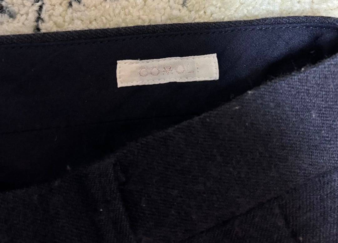 aki様COMOLI ウールリネン 2タックパンツ ネイビー サイズ3 15AW