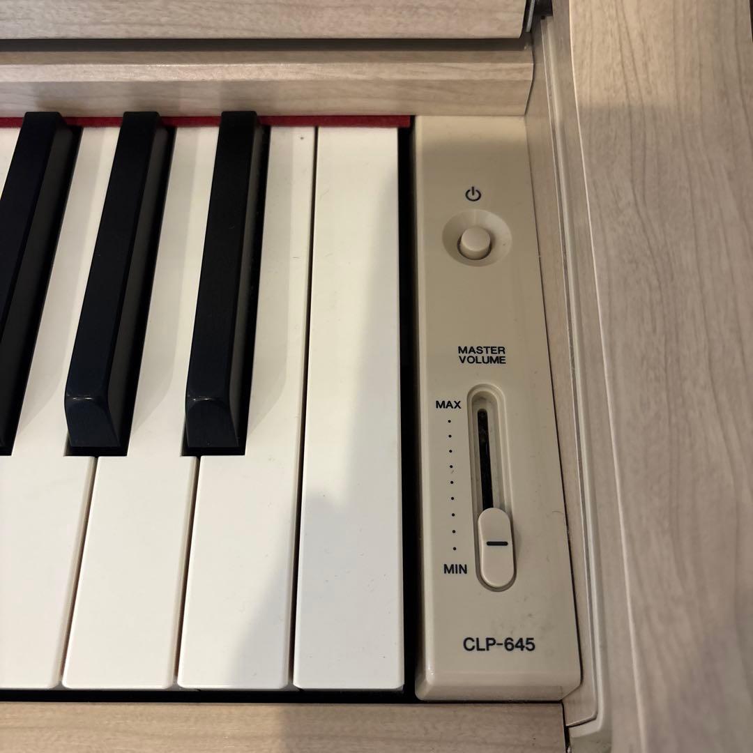 YAMAHA CLP-645 デジタルピアノライトウッド