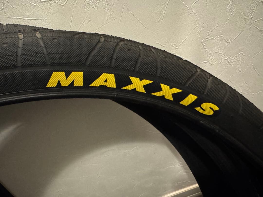 マキシス フックワーム ワイヤードタイヤ 29x2.50インチ HOOKWORM