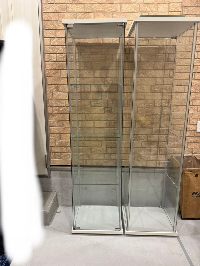 IKEA DETOLF ガラスケース ホワイト 43x163cm①