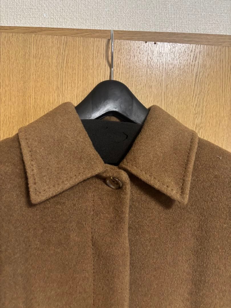 バーバリー レディースロングコート　ウエストベルト付き