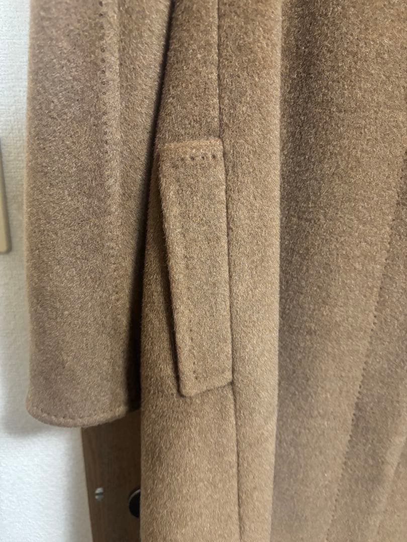 バーバリー レディースロングコート　ウエストベルト付き