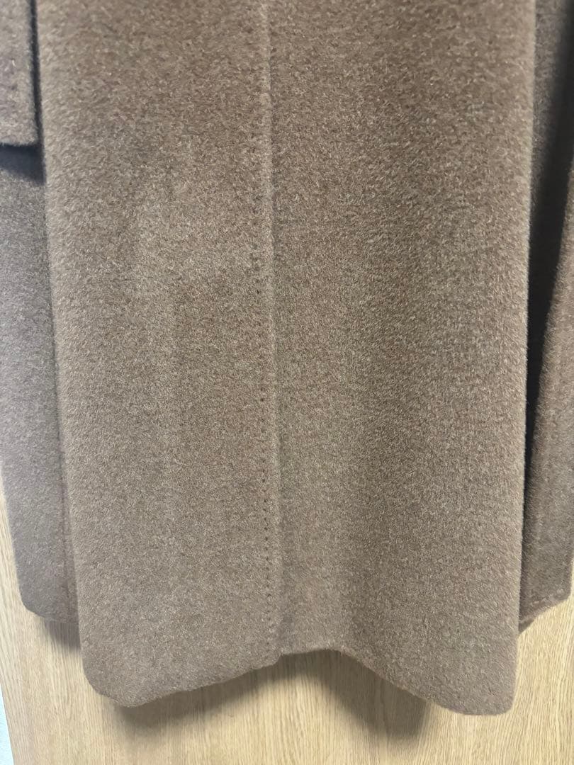 バーバリー レディースロングコート　ウエストベルト付き