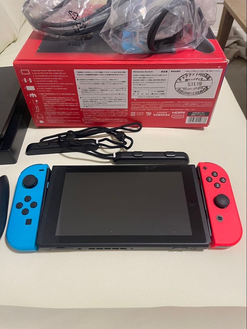 中古　Switch 本体 ネオン青赤　箱・付属品付き　美品 任天堂