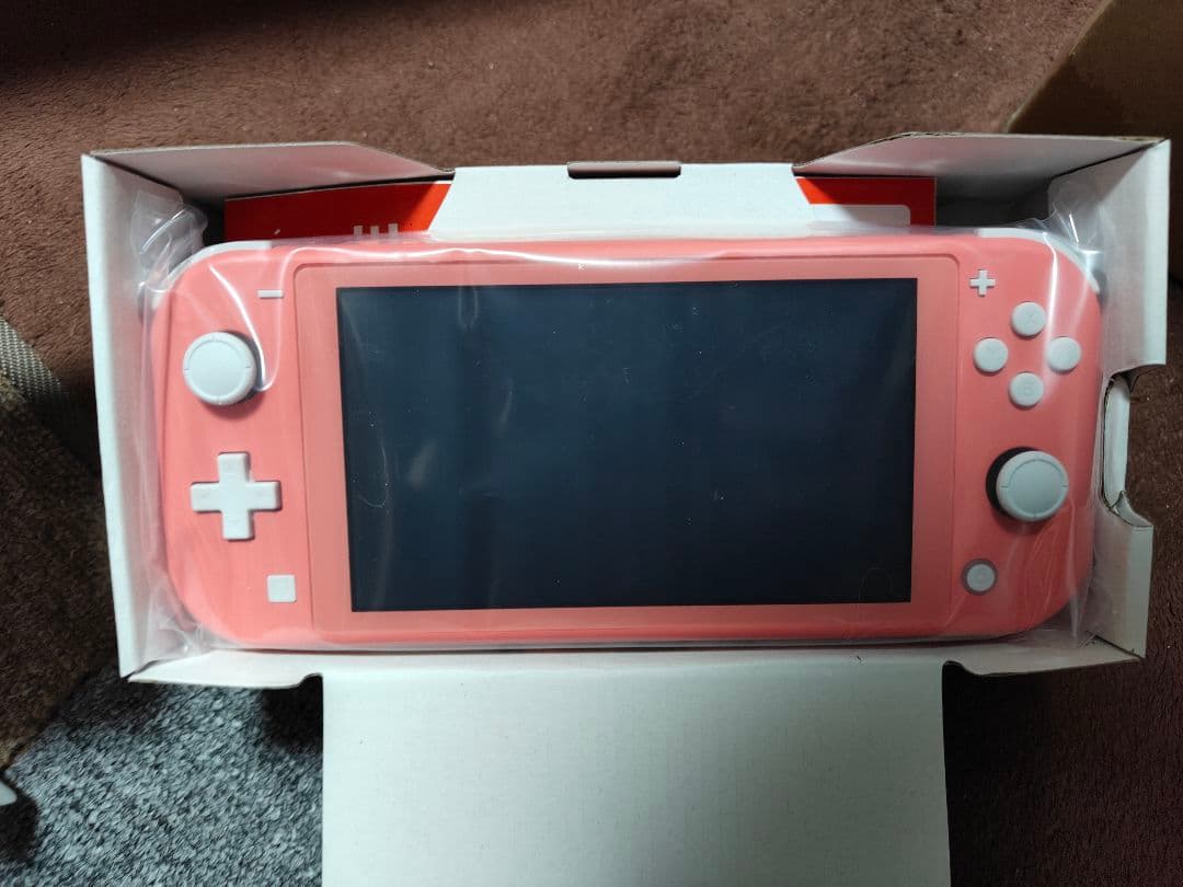 Nintendo Switch Lite ピンク ライト