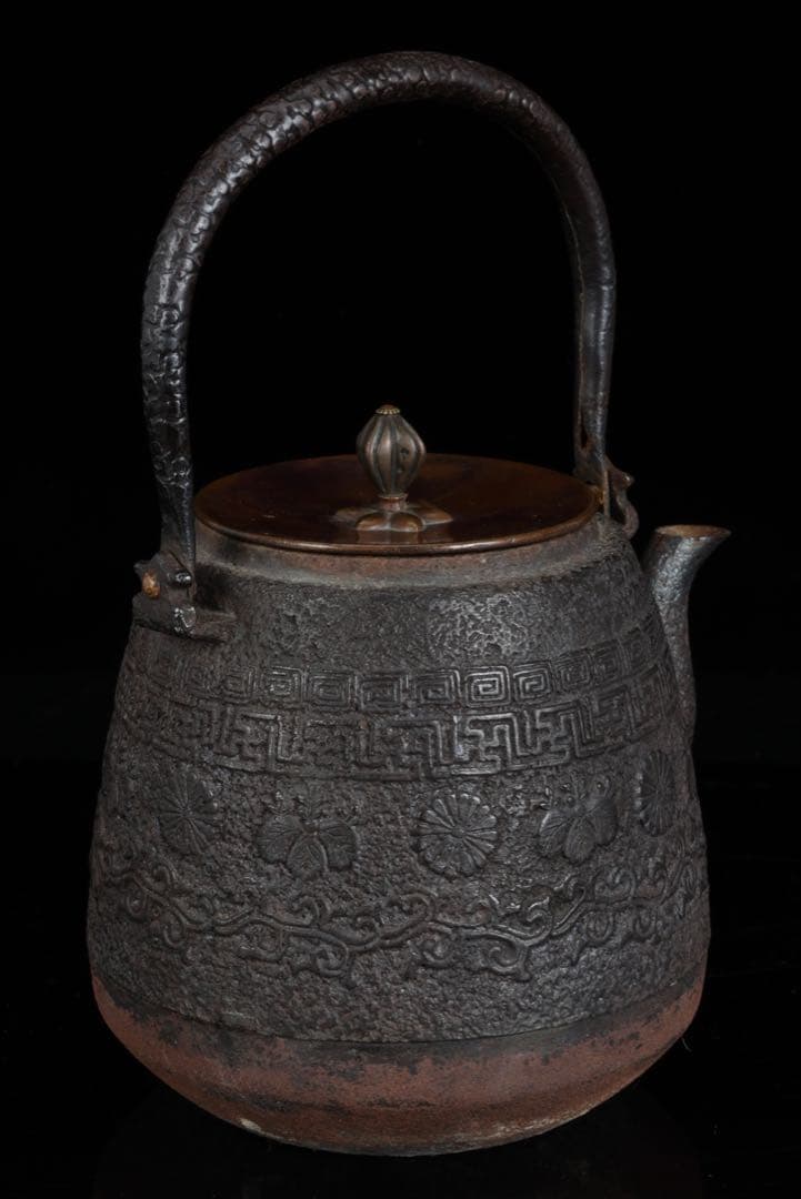 時代鉄瓶【大日本御釜師 堀政五郎（浄親）】菊桐紋鉄瓶 共箱 茶道具 骨董 古美術