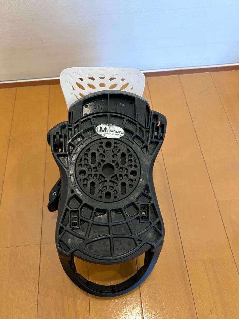 FLUX PR ビンディング White Mサイズ