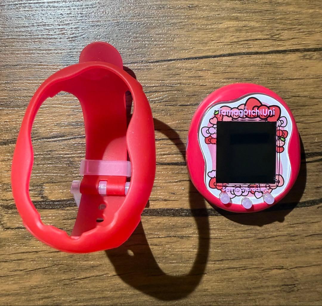 たまごっち　ハローキティ　本体とバンドのみ　動作確認済み