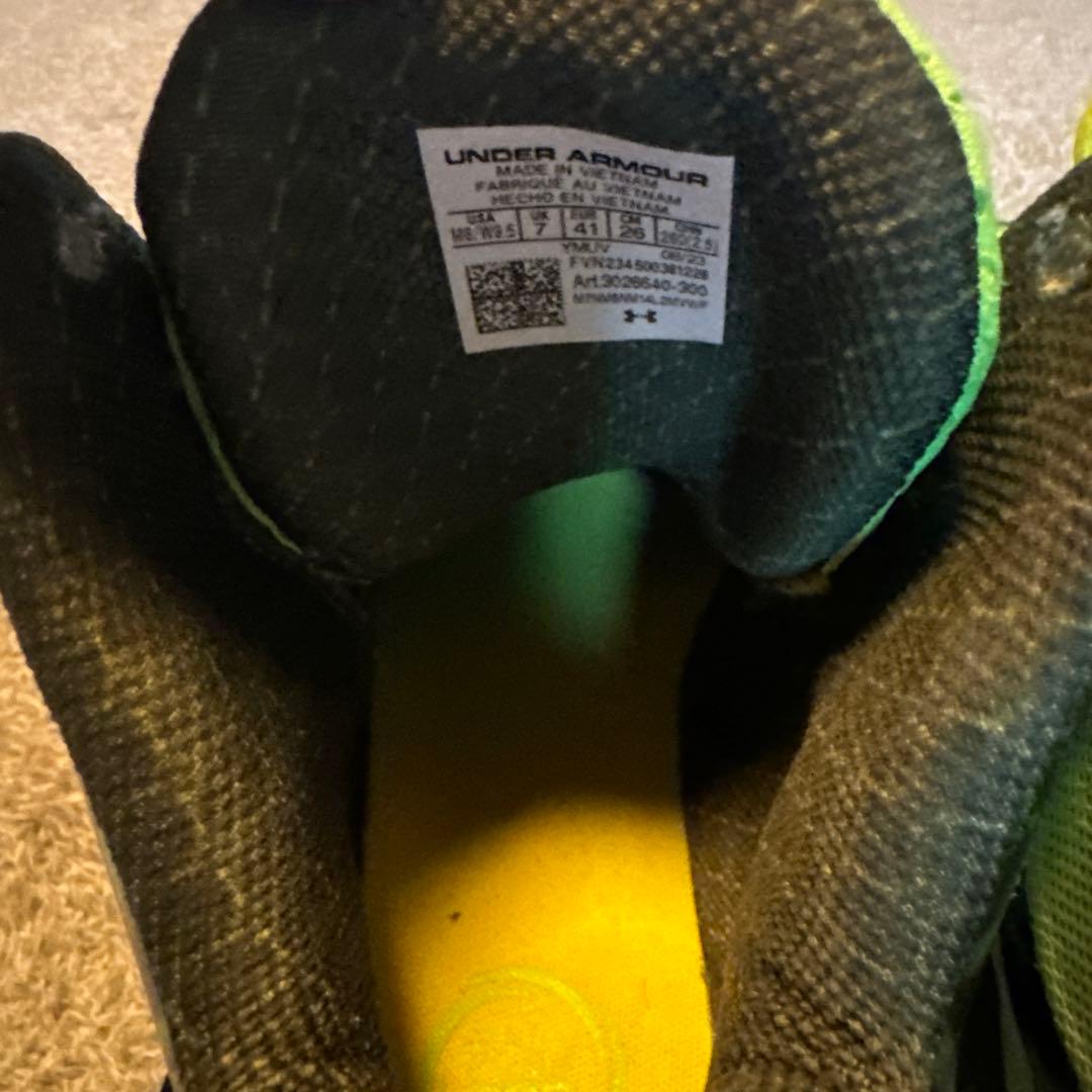 シューズ(男性用) CURRY Spawn Flotro