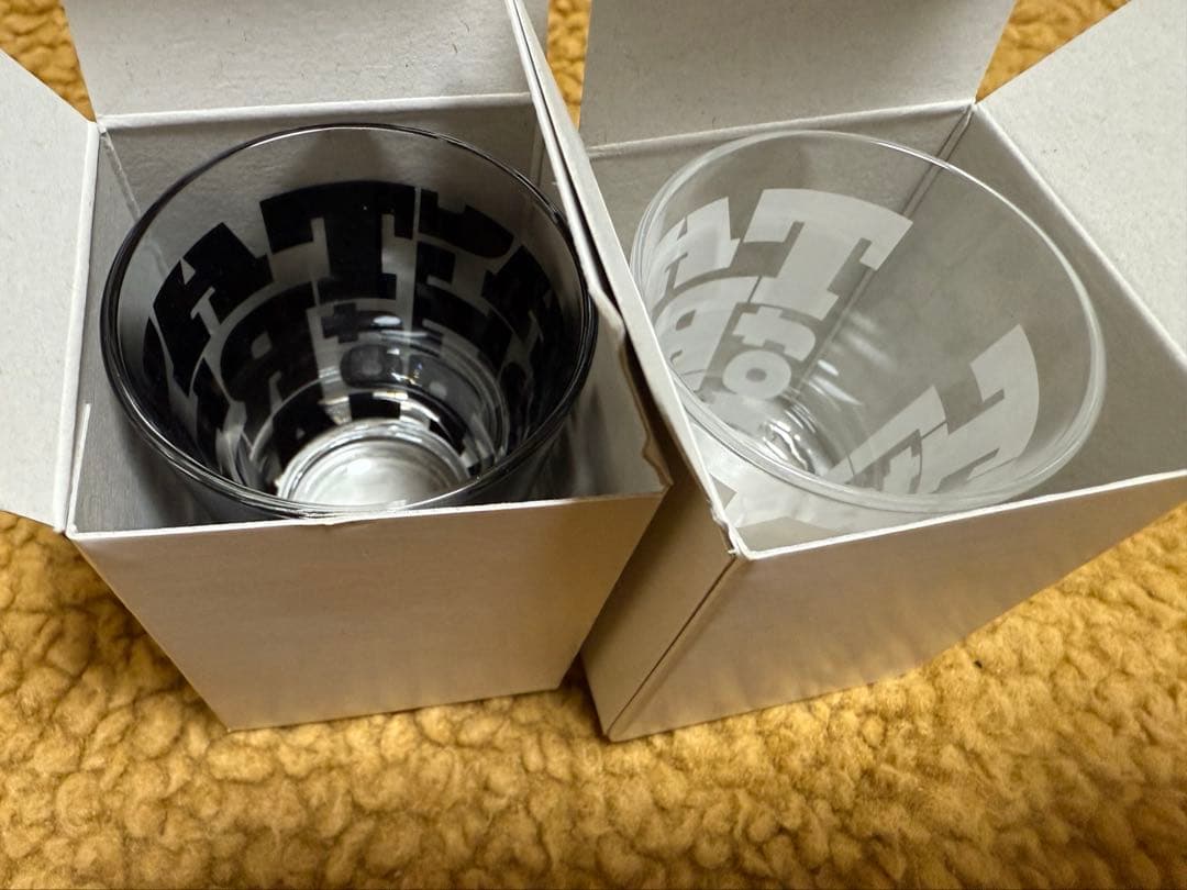 TARP TO TARP GLASS Black&White 2個セット