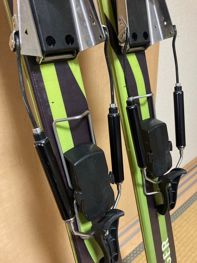 テレマークスキーG3 STINGER voile switch back X2