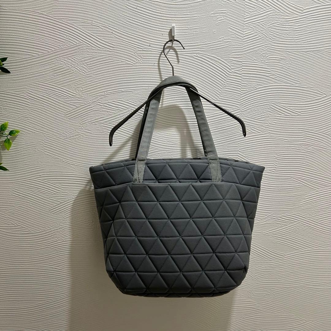 THE NORTH FACE ジオフェイストートバッグ　NM32352