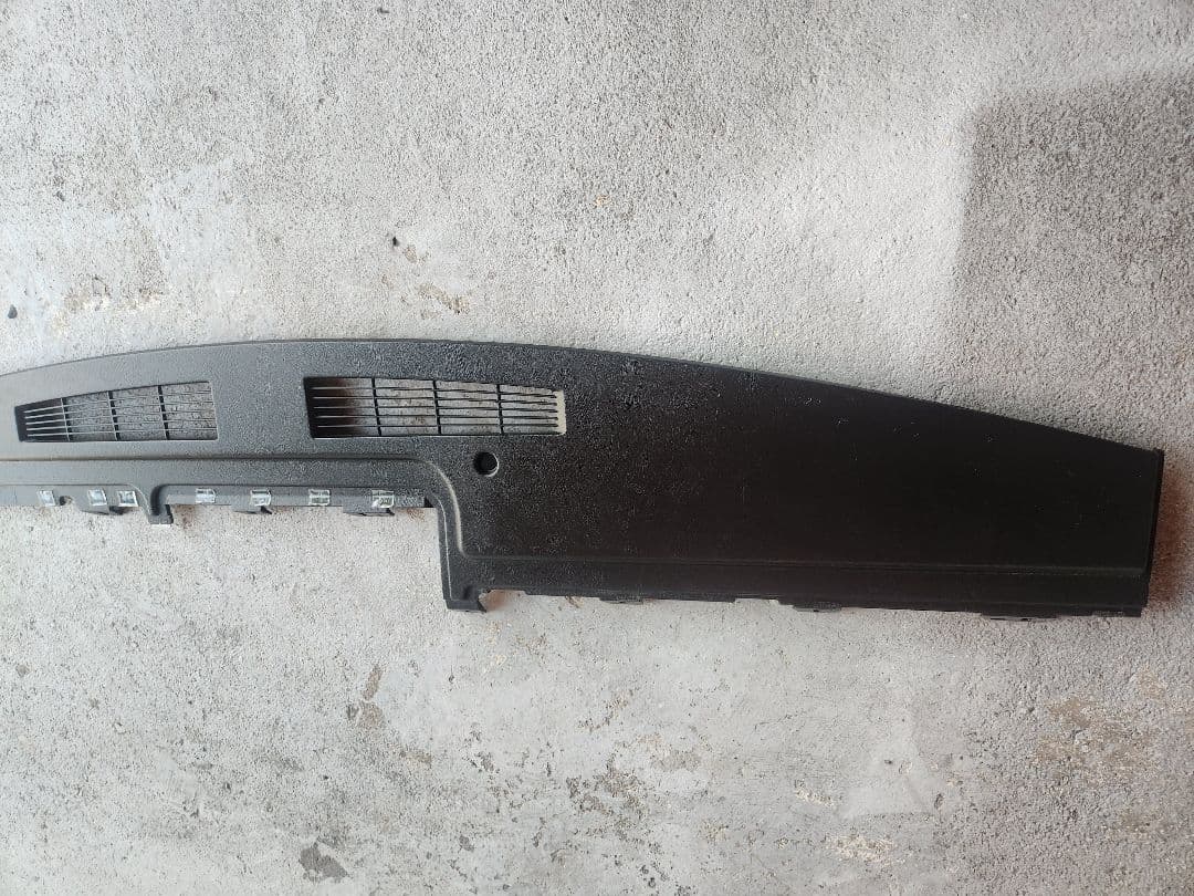 ハマーH2 ダッシュボードパネル 割れ無し！03'～07 品数極少！現物限り！