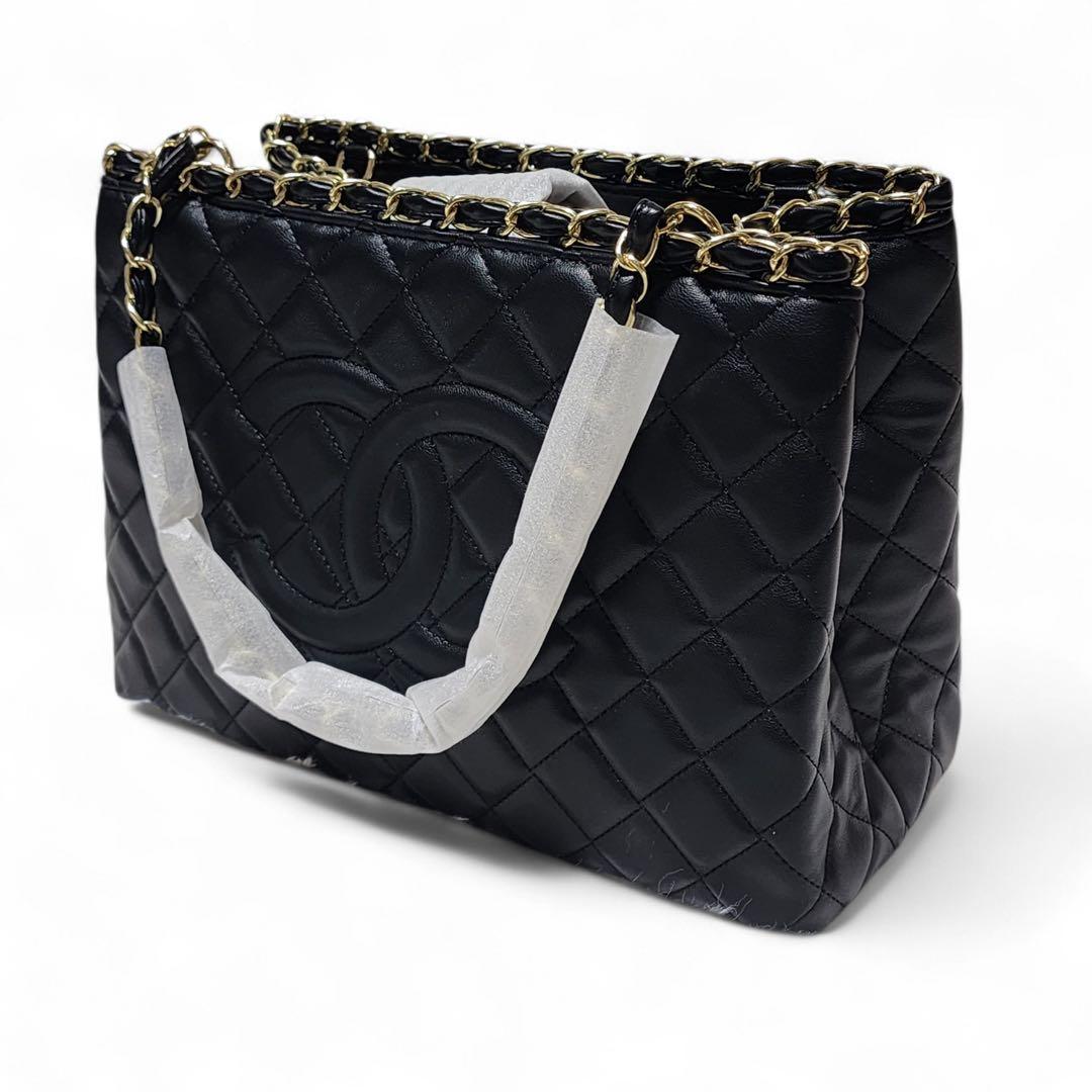 カ*ン様 CHANEL　トートバッグ　キルティング　黒　ノベルティ