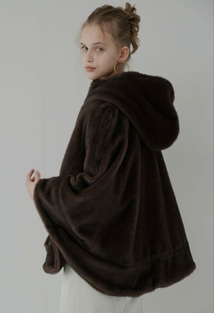 【新品】maison de Dolce. teddy poncho/brown